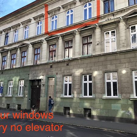 Perfect Location,Newly Decorated Modern, Large Place 60 M2, Really Quiet So You Can Have A Good Night Sleep, Ac, Netflix, Smart Tv, High-Speed Internet, World Famous New York Cafe Only 10 Minutes Walk Будапешт Экстерьер фото