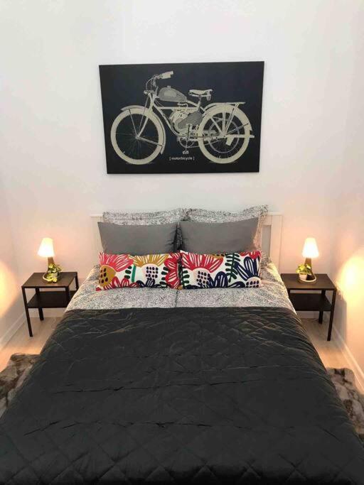 Perfect Location,Newly Decorated Modern, Large Place 60 M2, Really Quiet So You Can Have A Good Night Sleep, Ac, Netflix, Smart Tv, High-Speed Internet, World Famous New York Cafe Only 10 Minutes Walk Будапешт Экстерьер фото