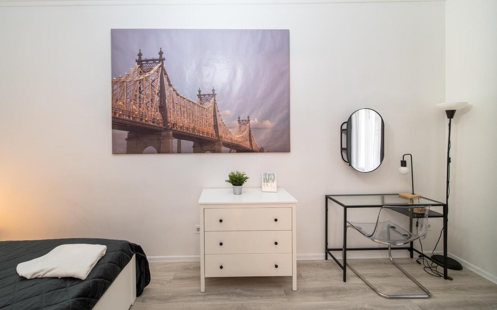 Perfect Location,Newly Decorated Modern, Large Place 60 M2, Really Quiet So You Can Have A Good Night Sleep, Ac, Netflix, Smart Tv, High-Speed Internet, World Famous New York Cafe Only 10 Minutes Walk Будапешт Экстерьер фото